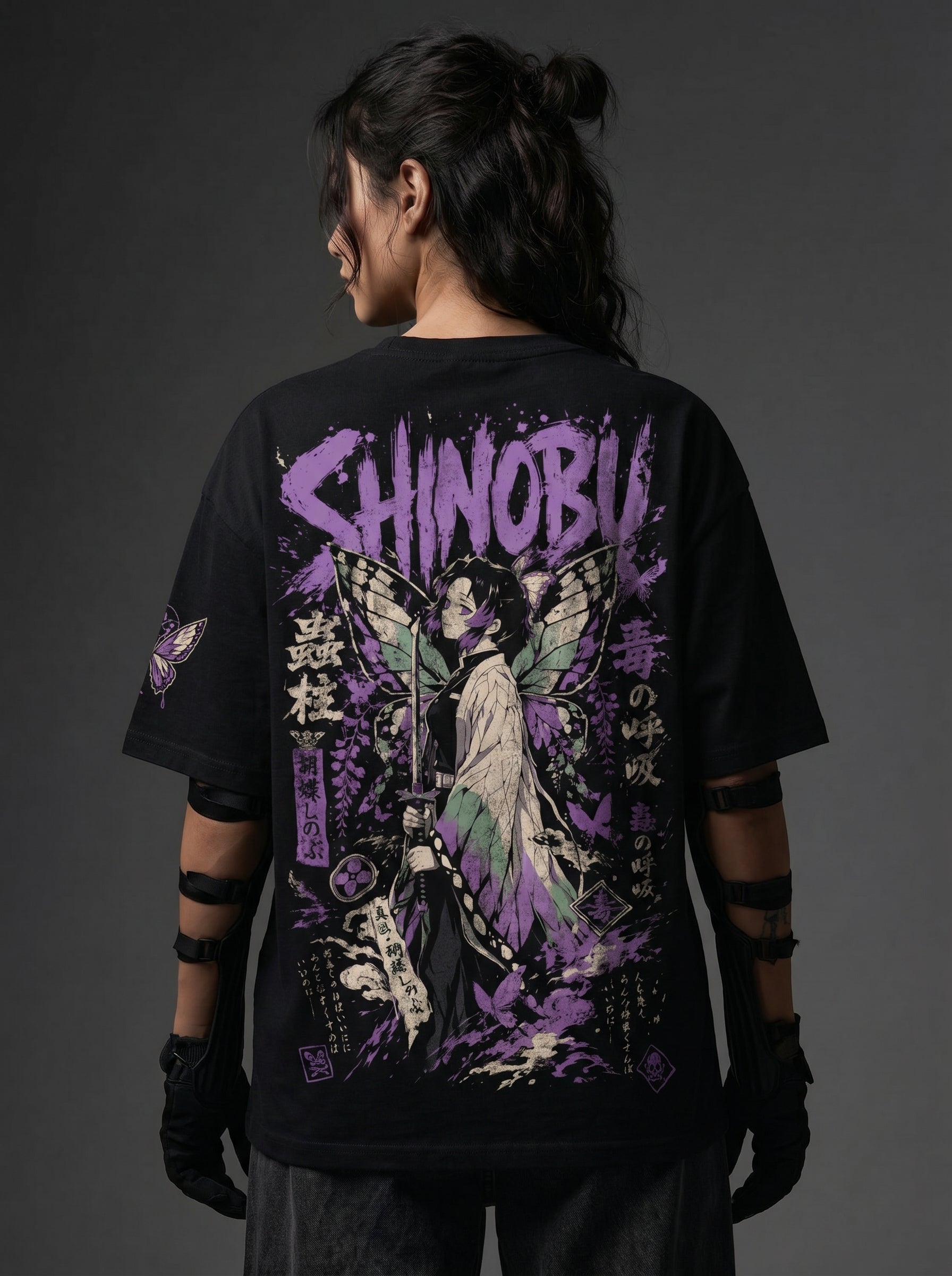 Teeyatra Shinobu Kocho Oversized T-Shirt