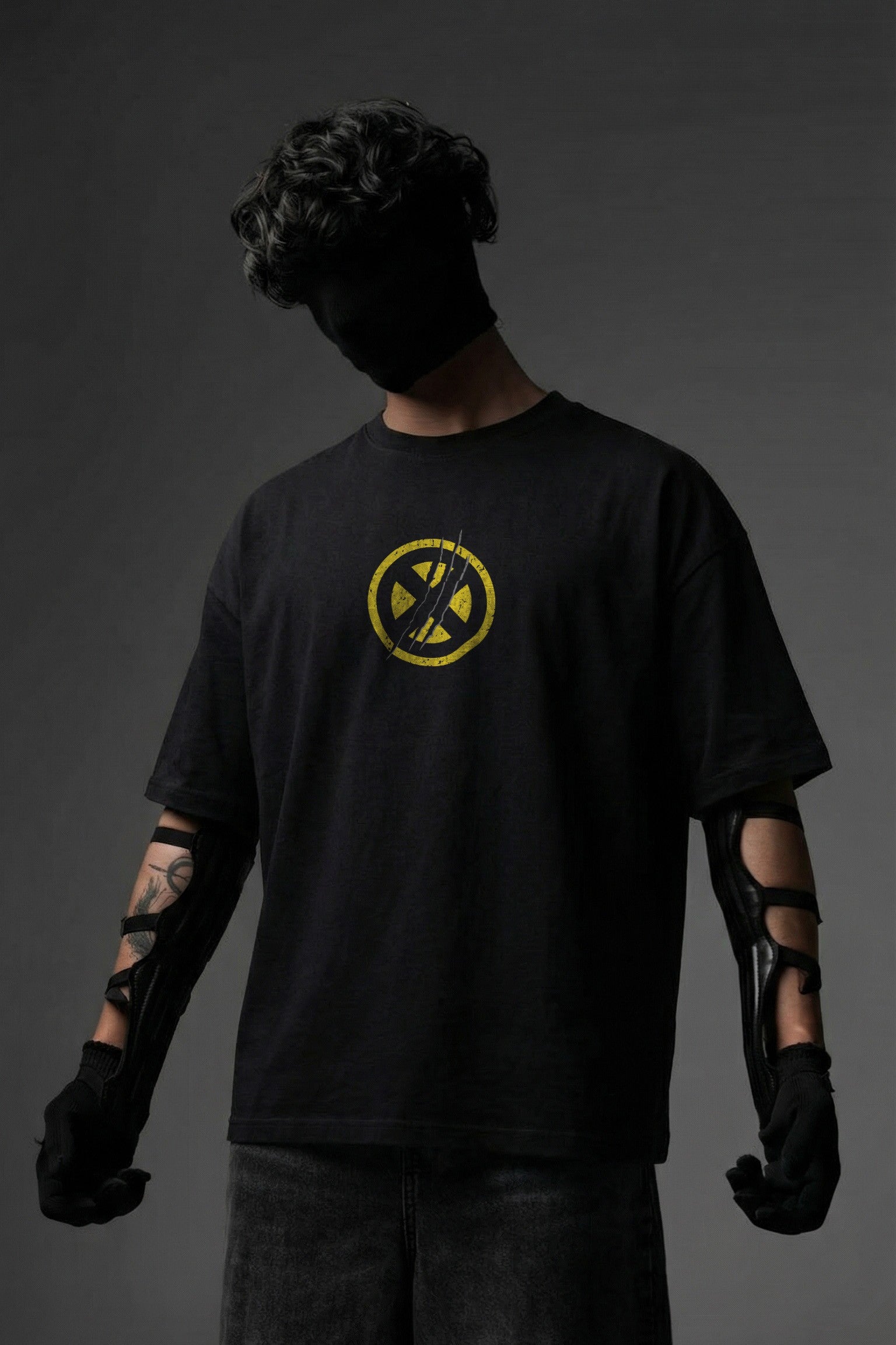 TEEYATRA Claw Fury Oversized Graphic T-Shirt – 240 GSM Premium French Terry | DTF Back Print