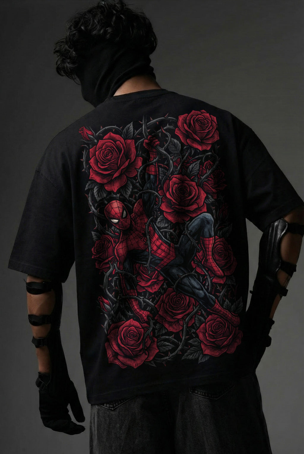 Teeyatra Spider Rose Noir Oversized T-Shirt