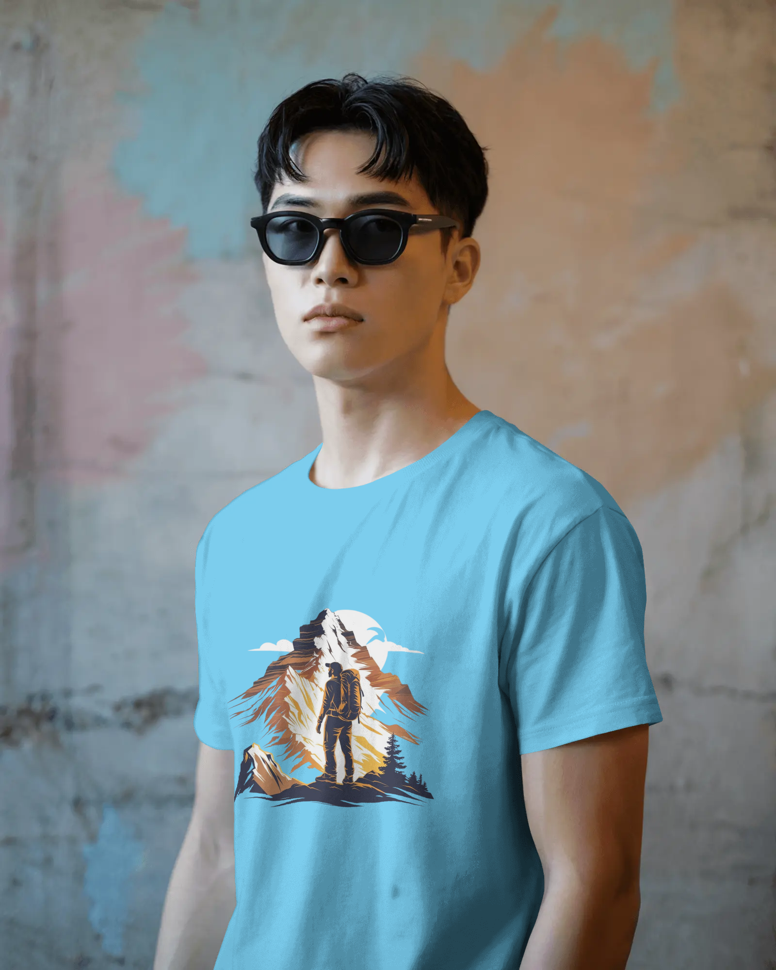 Mountain Hiker Graphic Men's Classic Crew T-Shirt | Teeyatra | Abstract