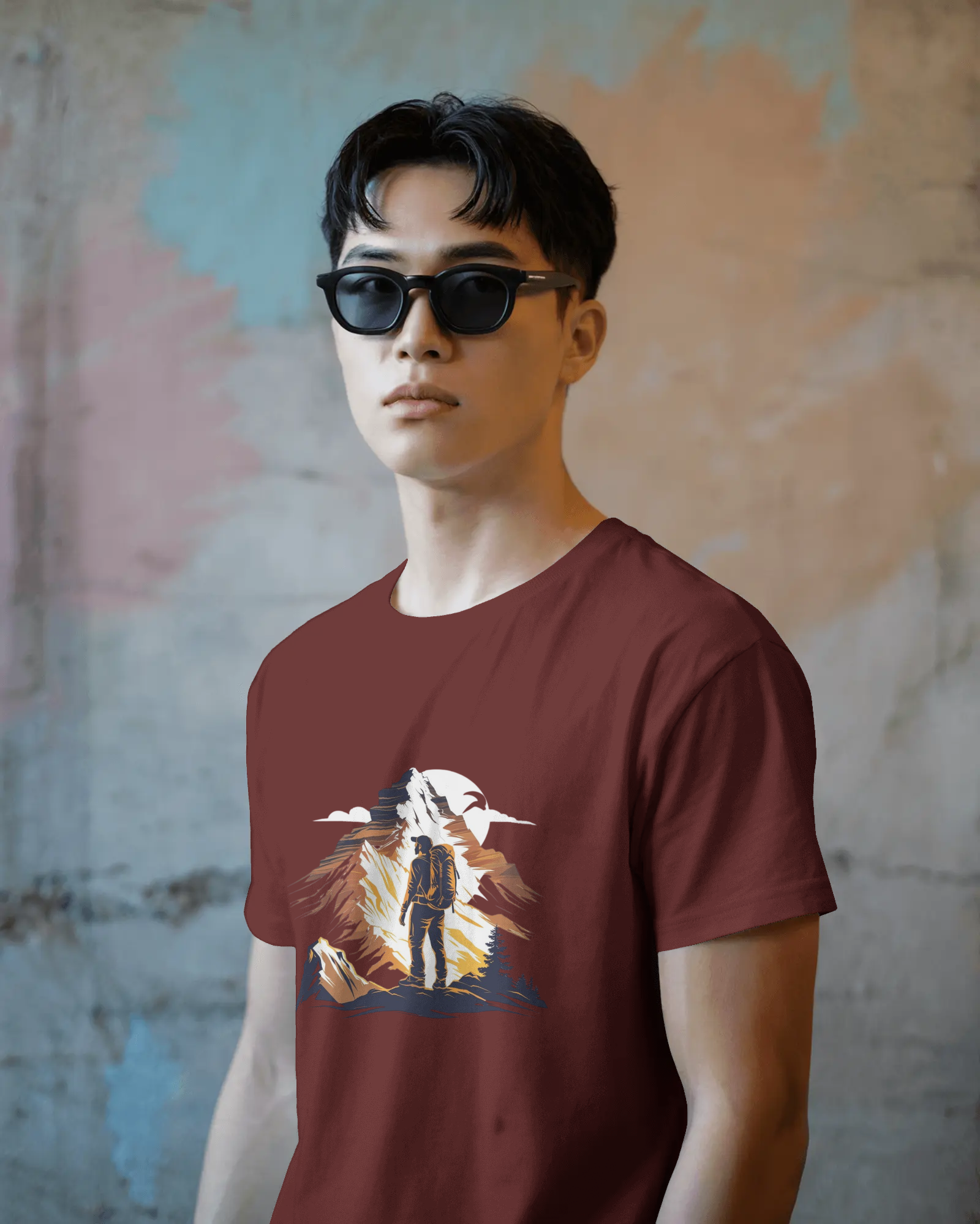 Mountain Hiker Graphic Men's Classic Crew T-Shirt | Teeyatra | Abstract